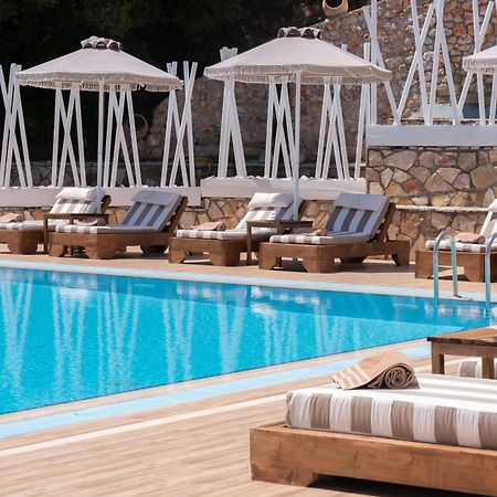 The "L" Suites & Apartments Аргостоліон Екстер'єр фото