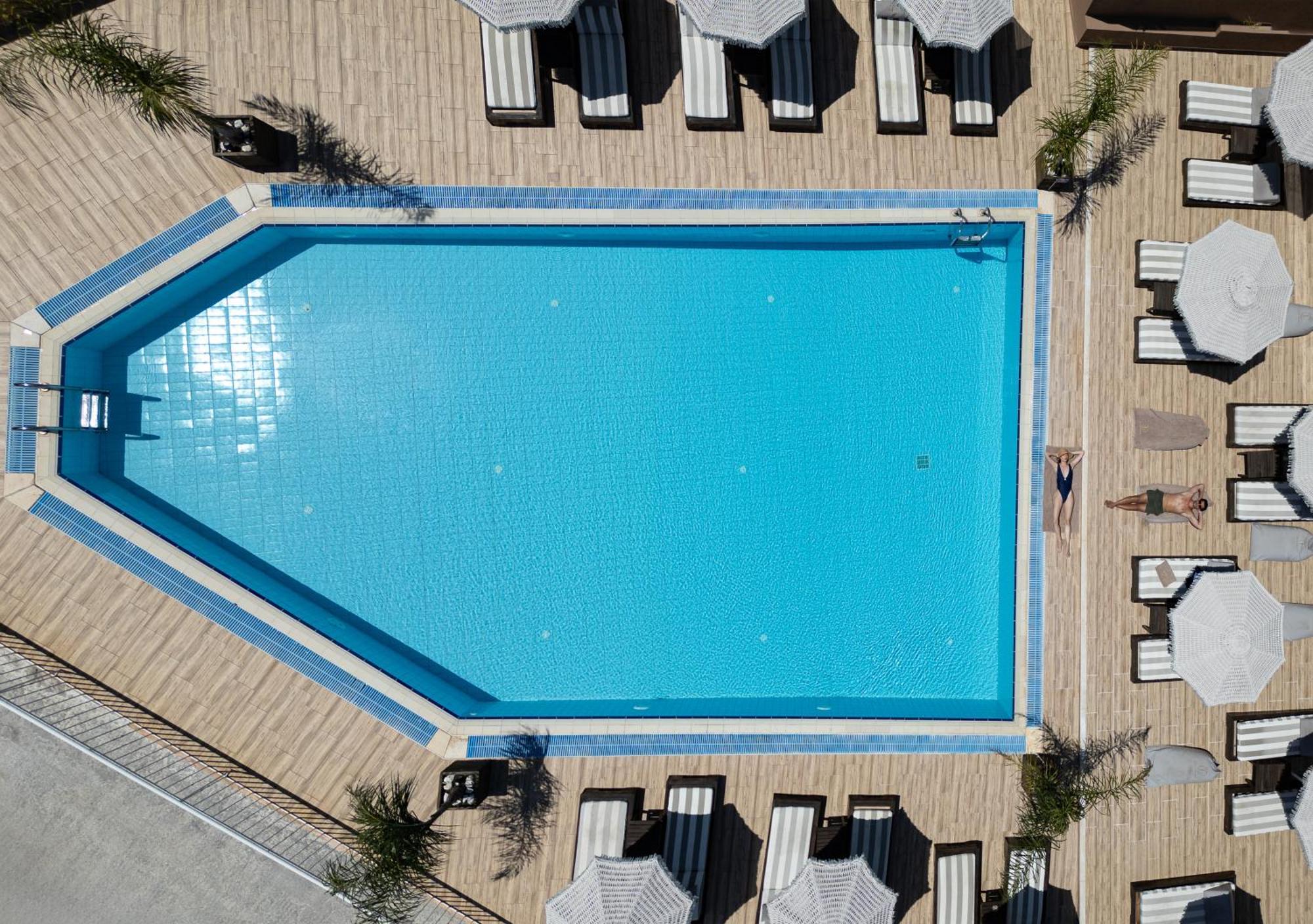 The "L" Suites & Apartments Аргостоліон Екстер'єр фото